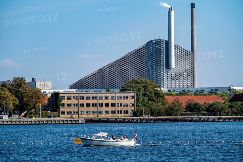 CopenHill, waste incineration plant and artificial ski slope, 90 metres high and 400 metres long slope on artificial turf, Holmen Naval Base, Copenhagen, Denmark, Europe
