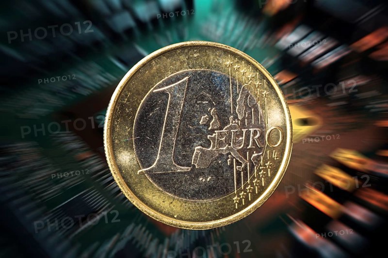 Symbolic image of the digital euro: one-euro coin against a virtual background