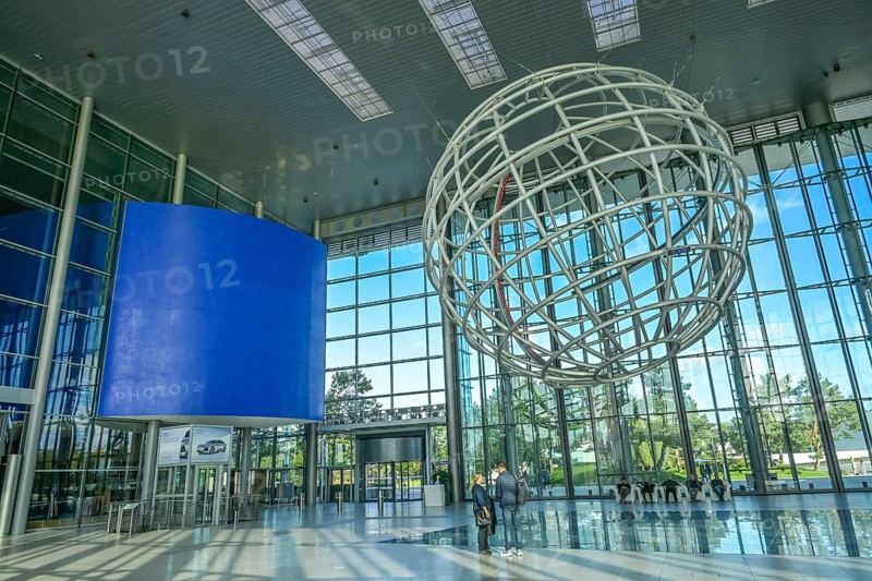 Piazza entrance area in the Group Forum, Autostadt Volkswagen, Wolfsburg, Lower Saxony, Germany, Europe