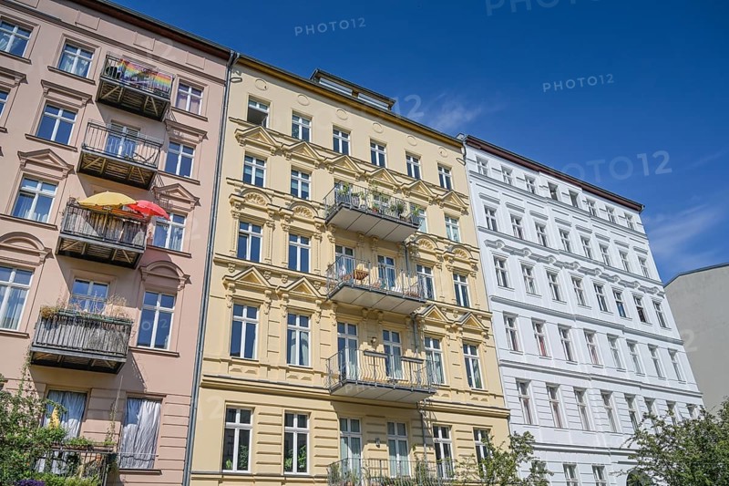 Old buildings, Oderberger Straße, Prenzlauer Berg, Pankow, Berlin, Germany, Europe