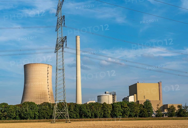 The Heyden power plant, coal-fired power plant, which was shut down in July 2021 and kept as a grid reserve and will be temporarily reconnected to the grid at the end of August 2022 as part of the energy crisis, Petershagen, North Rhine-Westphalia, Germany, Europe