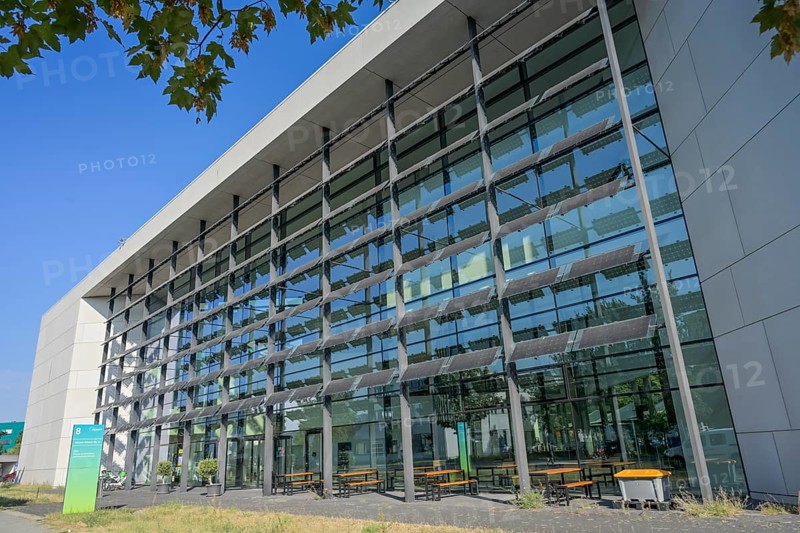 Centre for Photovoltaics and Renewable Energies ZPV, Johann-Hittorf-Straße, Adlershof, Treptow-Köpenick, Berlin, Germany, Europe