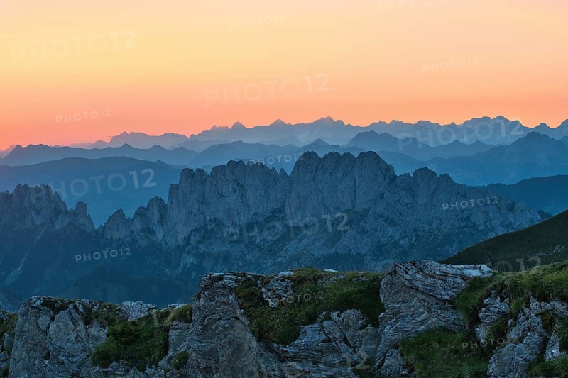 Fribourg Prealps with Gastlosen mountain range at dawn, Bernese Alps behind, cantons of Fribourg and Bern, Switzerland, Europe