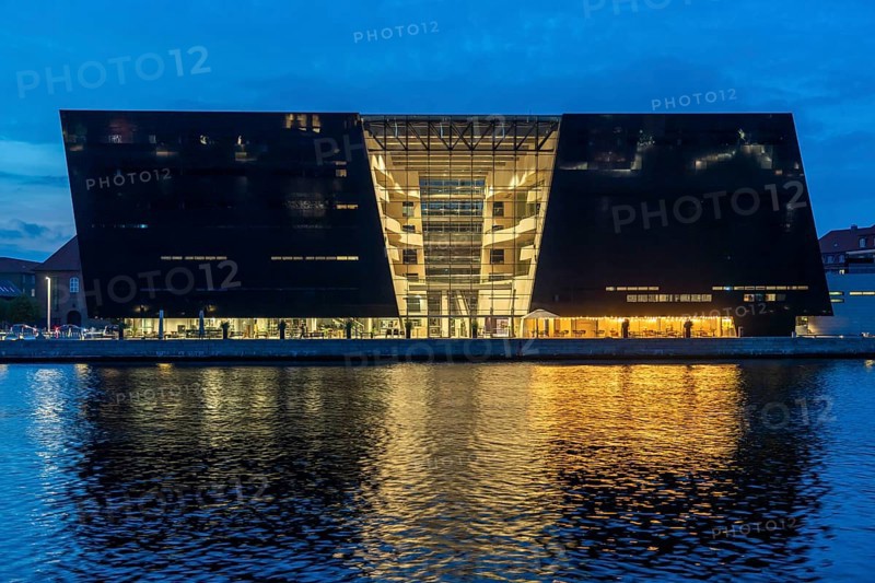 The Danish Royal Library, new building, the so-called Black Diamond, at the harbour, Copenhagen, Denmark, Europe