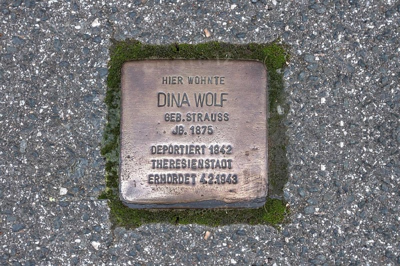 Stumbling stone, remembrance of Jewish fellow citizens who were persecuted, murdered and deported by National Socialism during the Nazi era, Schnaittach, Middle Franconia, Bavaria, Germany, Europe