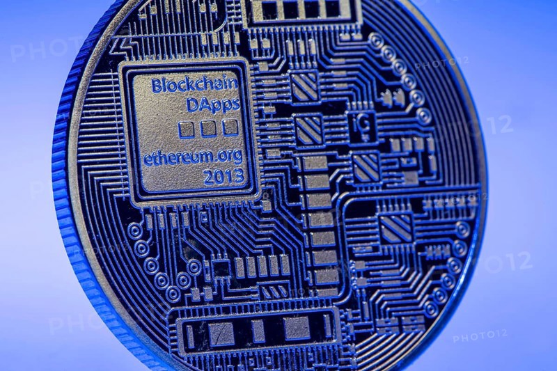 Ethereum, ETH, cryptocurrency, symbol coin, optical placeholder for the digital currency, blockchain, stock market prices