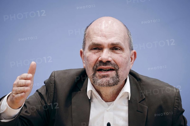 Reinhard Busse, TU Berlin), recorded at a federal press conference on the topic of quality of care and successful treatment 'Äì therefore inpatient care must now be revolutionised, in Berlin, 30.01.2024