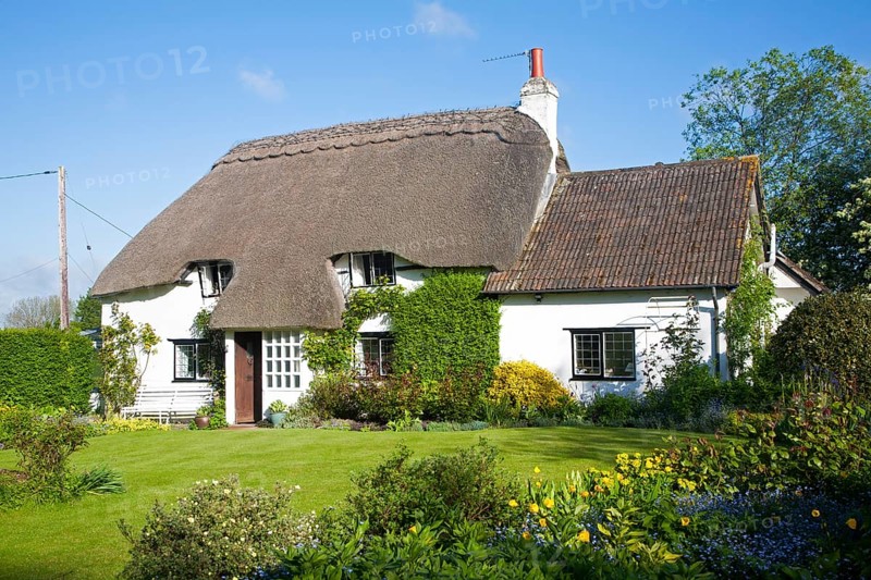 Property Released pretty detached country cottage and garden Cherhill, Wiltshire, England, United Kingdom, Europe