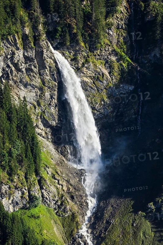 Stäubifall, 100 m, Alp Aesch, Uri, Switzerland, Europe