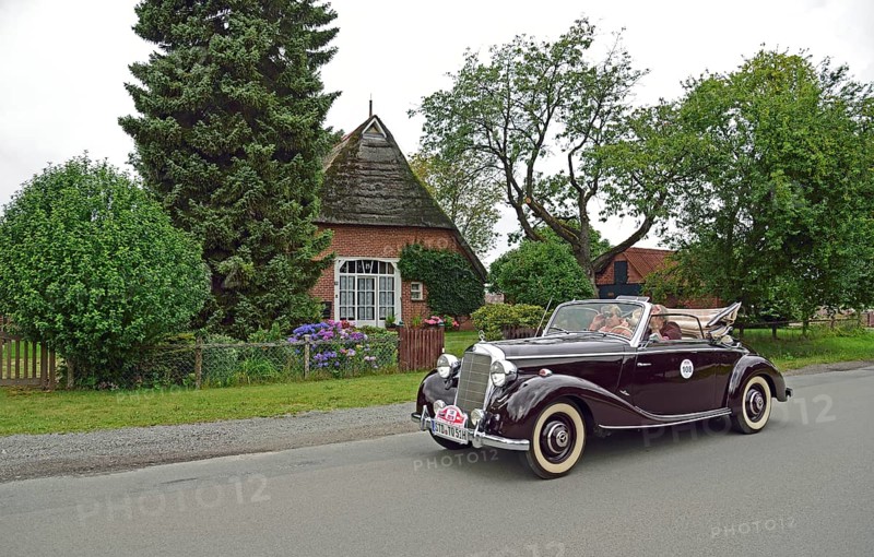 Europe, Germany, Lower Saxony, Lower Elbe Classics, classic car tour, Mercedes-Benz 1705 convertible, built in 1951, Europe