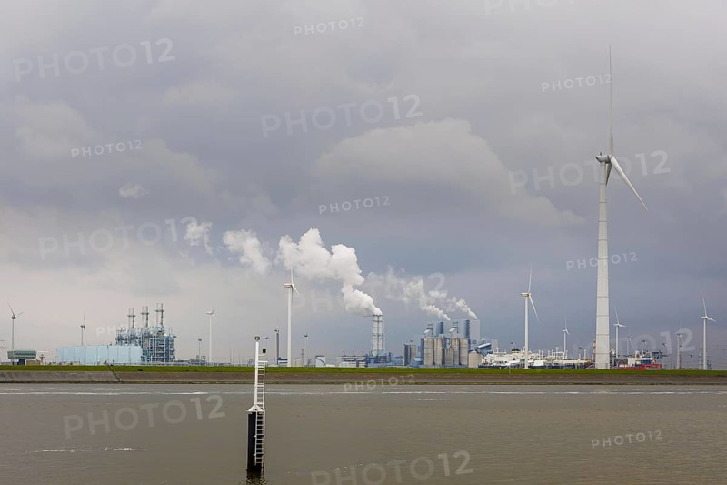 Large-scale coal-fired power plant and battery storage project in the Ems estuary in Eemshaven, 22/05/2024