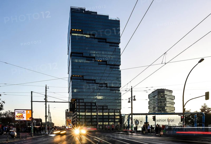 The 140 metre high Amazon office tower Edge East Side at Warschauer Brücke, at blue hour, Berlin, 23.10.2024., Berlin, Berlin, Germany, Europe