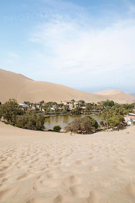 Laguna de Huacachina oasis, Ica, Ica region, Ica province, Peru, South America