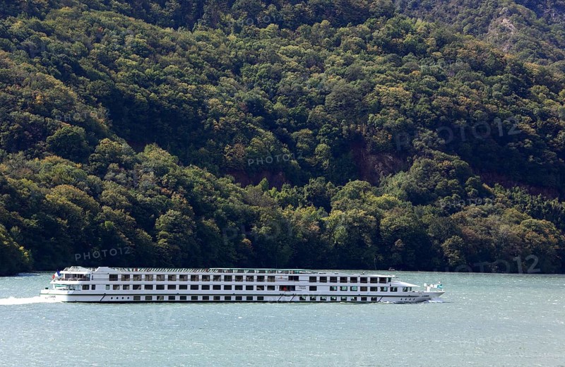 Wallachia, excursion boat at the Danube Gorge, Danube landscape, Iron Tor tor nature park Park, Romania, Europe