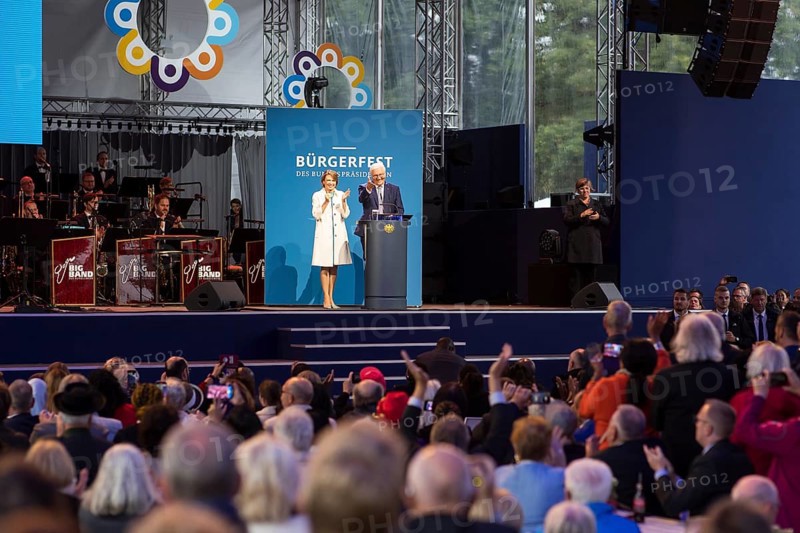 Elke Büdenbender (woman of the Federal President) and Frank-Walter Steinmeier (President of the Federal Republic of Germany) at the opening speech for the Federal President's Citizens' Festival in Bellevue Palace Gardens, Berlin, 13/09/2024