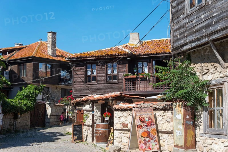 Historic town centre with cobblestone streets and traditional wooden houses, Black Sea, Nesebar, Nessebar, Burgas, Bulgaria, Europe