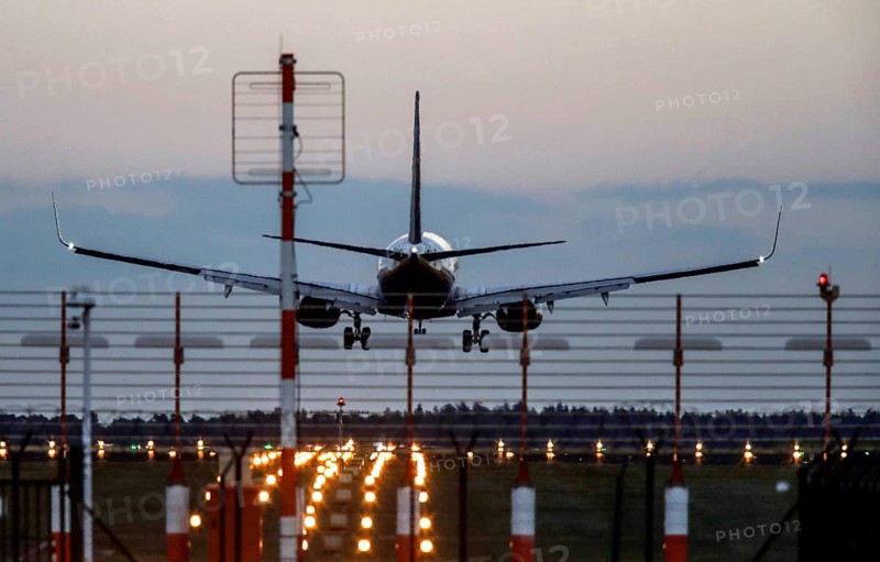 Landing of an aircraft at BER Berlin Brandenburg Airport, Schönefeld, 03/11/2021
