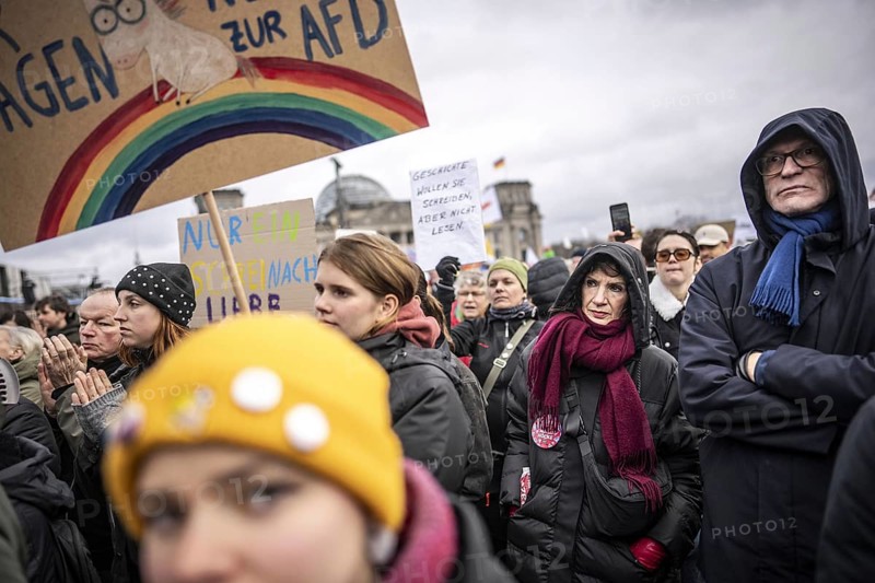 150, 000 people gather around the Bundestag in Berlin to build a human wall against the shift to the right in society. We are the firewall chanted demonstrators from a wide range of social groups. Recordings on 03.02.2024 in Berlin