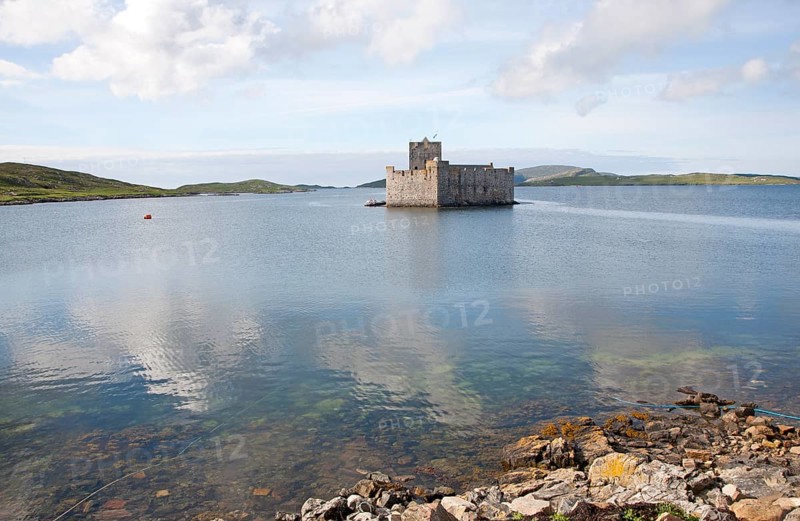 Kisimul castle dating from the sixteenth century and home of the MacNeil clan, Castlebay, Barra, Outer Hebrides, Scotland, UK