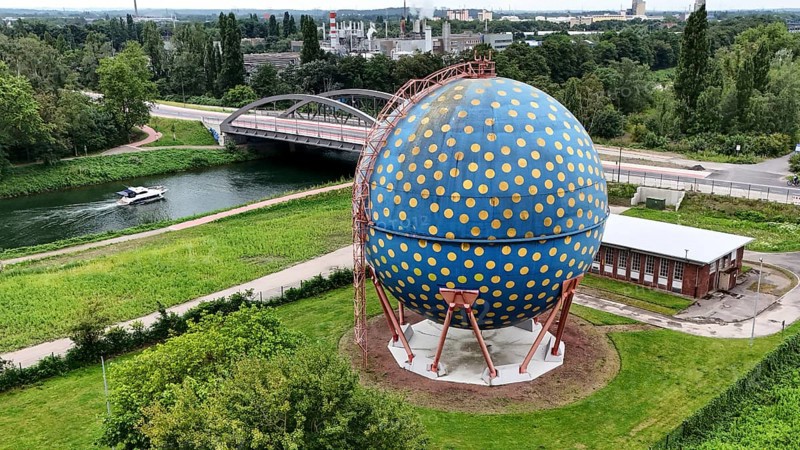 The spherical gas tank designed by artist Rolf Glasmeier on the Rhine-Herne Canal, Gelsenkirchen, 21 July 2024, Gelsenkirchen, North Rhine-Westphalia, Germany, Europe