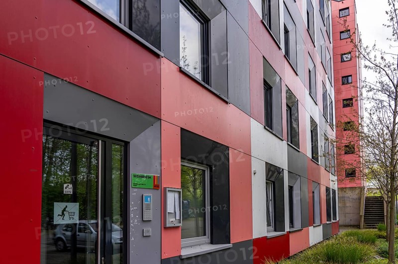 Student hall of residence of the Studierendenwerk Essen-Duisburg in Essen, over 310 furnished rooms are rented to students, North Rhine-Westphalia, Germany, Europe