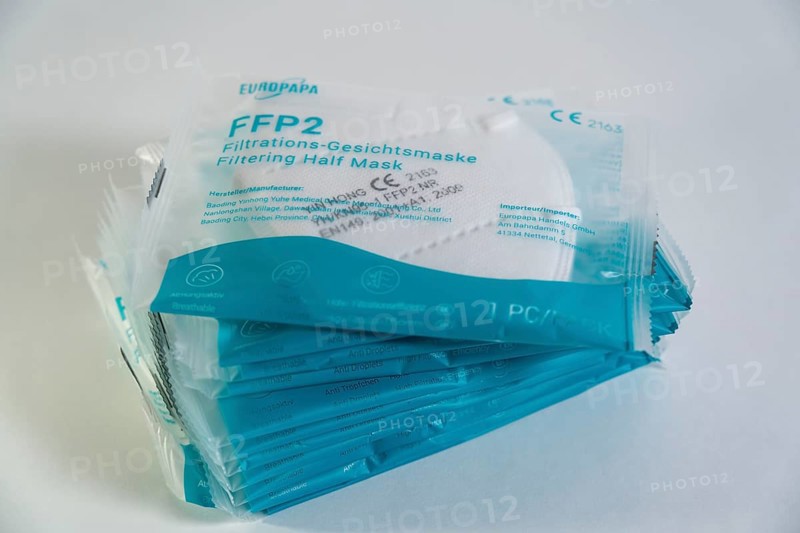 Pack of FFP2 protective masks, face masks, with CE marking