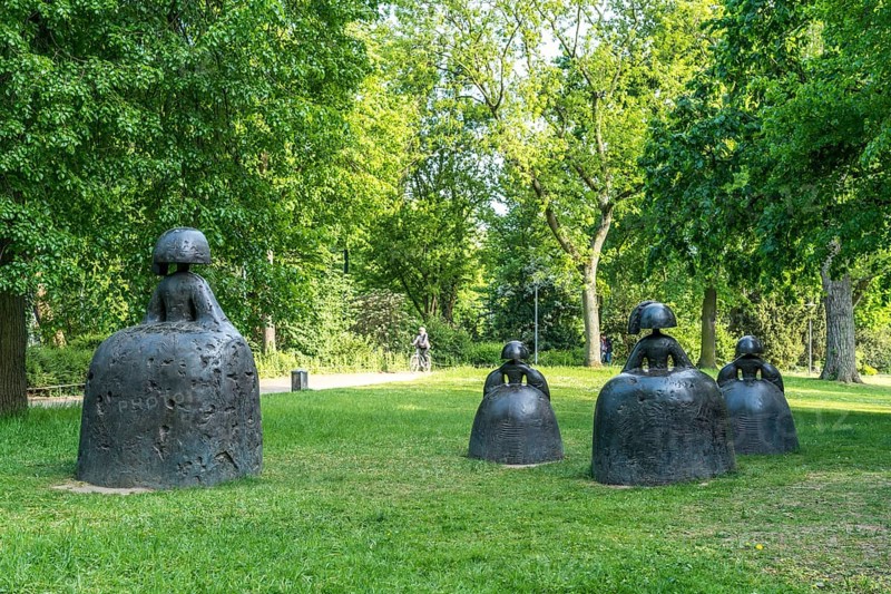 The sculpture group Las Meninas in the Hofgarten State Capital Düsseldorf, North Rhine-Westphalia, Germany, Europe