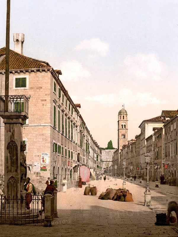 The Franciscan church in Ragusa, now Dubrovnik, Dalmatia, today Croatia, c. 1890, Historic, digitally restored reproduction from a 19th century original The Franciscan church in Ragusa, now Dubrovnik, Dalmatia, today Croatia, 1890, Historic, digitally restored reproduction from a 19th century original
