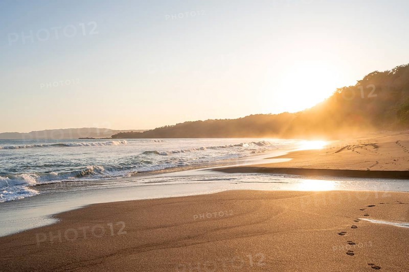 Sandy beach beach and sea at sunset, Playa Cocalito, coastal landscape, Pacific coast, Nicoya Peninsula, Puntarenas Province, Costa Rica, Central America
