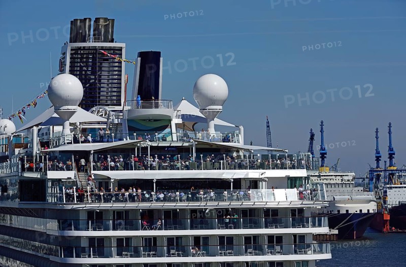 Germany, Hamburg, harbour, cruise ship, Mein Schiff 6, Europe