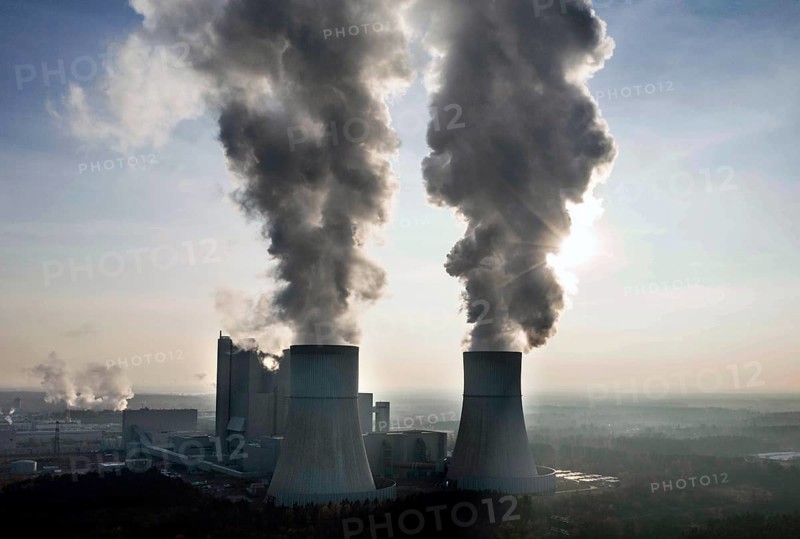 Aerial view of the Schwarze Pumpe lignite-fired power plant operated by LEAG Lausitz Energie Kraftwerke AG. The phase-out of coal-fired power generation is to take place by 2038, 11.01.2021