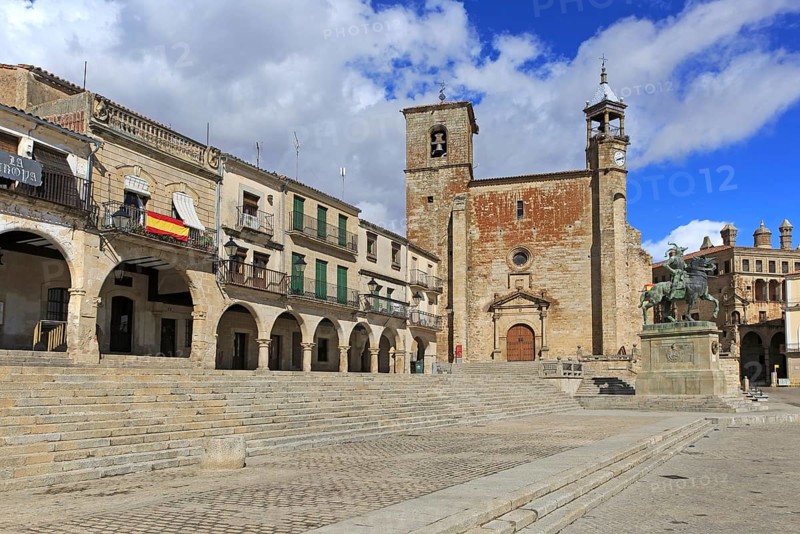 Iglesia de San Martin church and Pizarro statue in historic medieval town of Trujillo, Caceres province, Extremadura, Spain, Europe