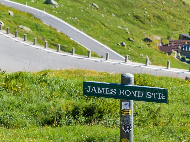 James Bond Goldfinger curve viewpoint on the Furka Pass. Scenes for the James Bond film Goldfinger were filmed on the winding mountain road in 1964 against a picturesque backdrop. Realp, Canton Uri, Switzerland, Europe