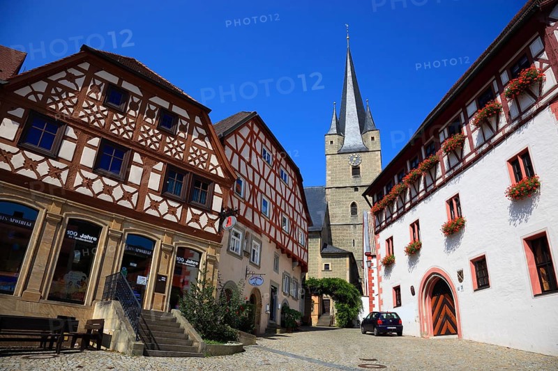 Upper market square and St Michael's Church in Zeil am Main, Hassberge district, Lower Franconia, Bavaria, Germany, Europe