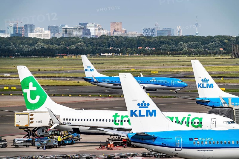 Amsterdam Schiphol Airport, aeroplanes on the taxiway, at the terminal, Gate D, check-in, apron, Amsterdam, Netherlands