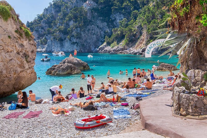 Marina Piccola bay on the south coast of the island, Capri, Campanian Archipelago, Gulf of Naples, Tyrrhenian Sea, Campania, Italy, Europe