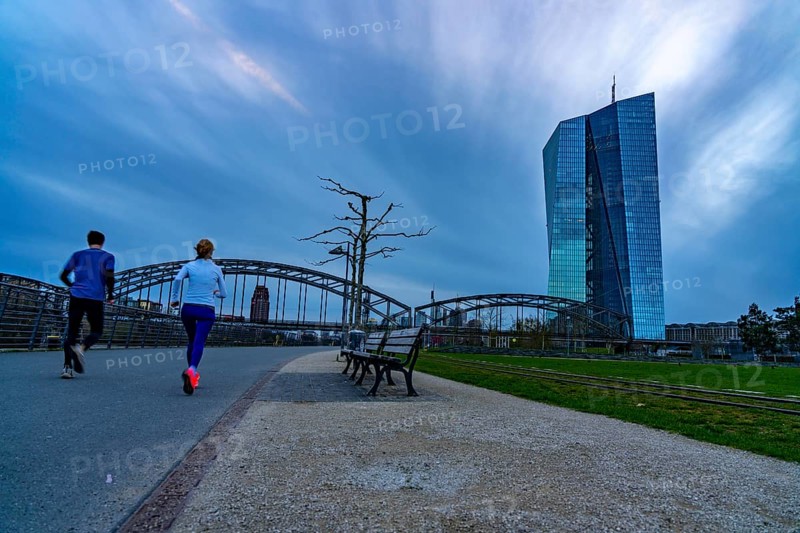 Building of the European Central Bank, ECB, on the Main in Frankfurt, park bench on the banks of the Main, Hesse, Germany, Europe
