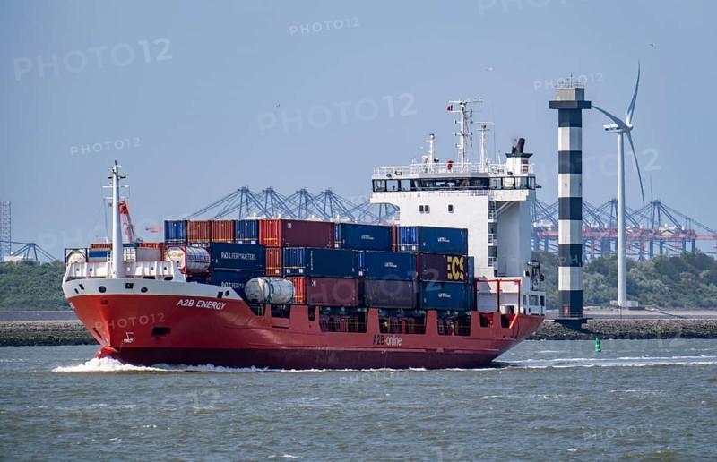 Container freighter A2B ENERGY, view from the Hoek van Holland to the harbour entrance to the Maasvlakt and the Nieuwe Waterweg, Maas, Netherlands