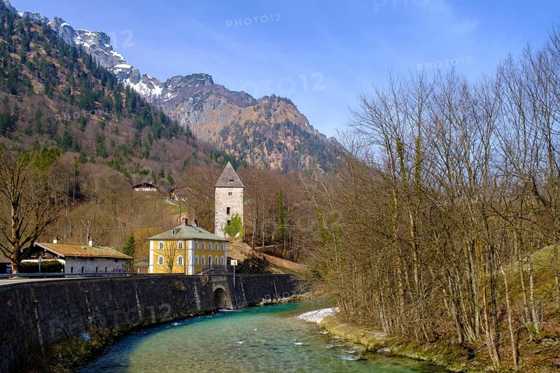 Schellenberger Passturm, Passthurm, watchtower, former border fortification, with Untersberg, Marktschellenberg, Berchtesgaden, Upper Bavaria, Bavaria, Germany, Europe