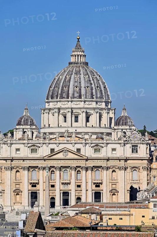 View from Castel Sant'Angelo to the Cathedral, St Peter's, St Peter's Basilica, Vatican Square, Vatican, Rome, Lazio, Italy, Europe