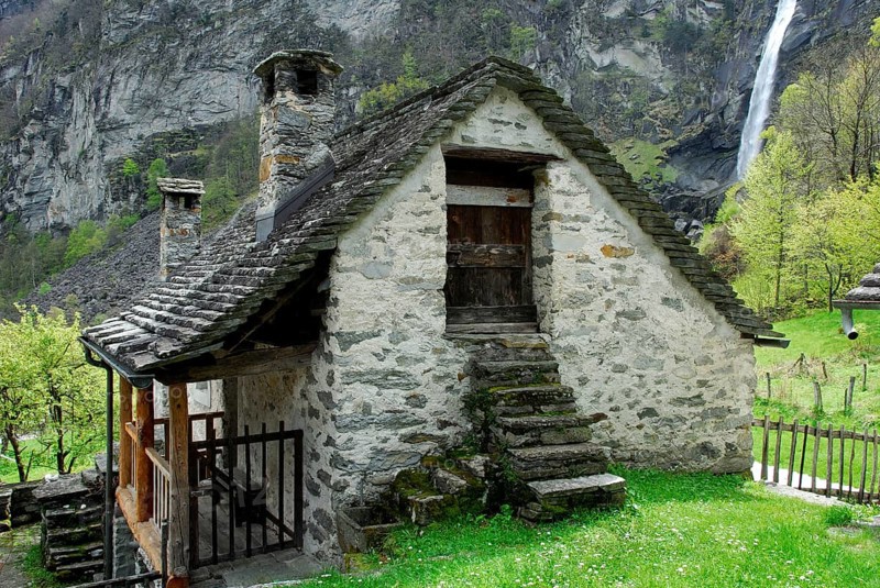 Stone House, Ticino, Foroglio, Val Bavona, Ticino, Switzerland, Europe
