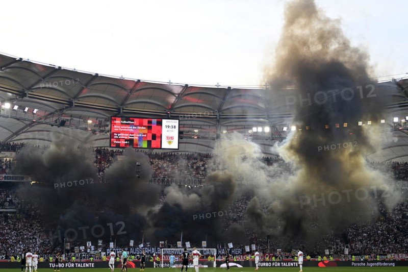 So-called black curve, dark, black clouds of smoke, protest, Ultras, Cannstatter Kurve, Bengalos, threatening, gloomy, MHPArena, MHP Arena Stuttgart, Baden-Württemberg, Germany, Europe