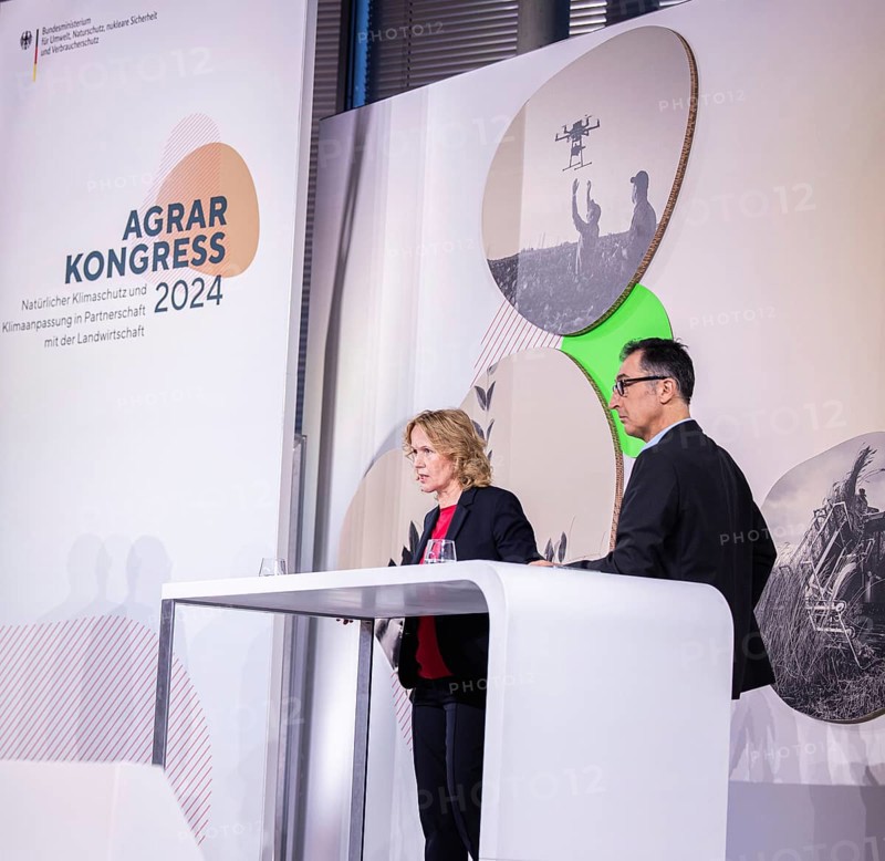 (L-R) Steffi Lemke (Alliance 90/The Greens), Federal Minister for the Environment, Nature Conservation, Nuclear Safety and Consumer Protection, and Cem Özdemir (Alliance 90/The Greens), Federal Minister for Agriculture and Food, pictured at the BMUV agriculture Congress in Berlin