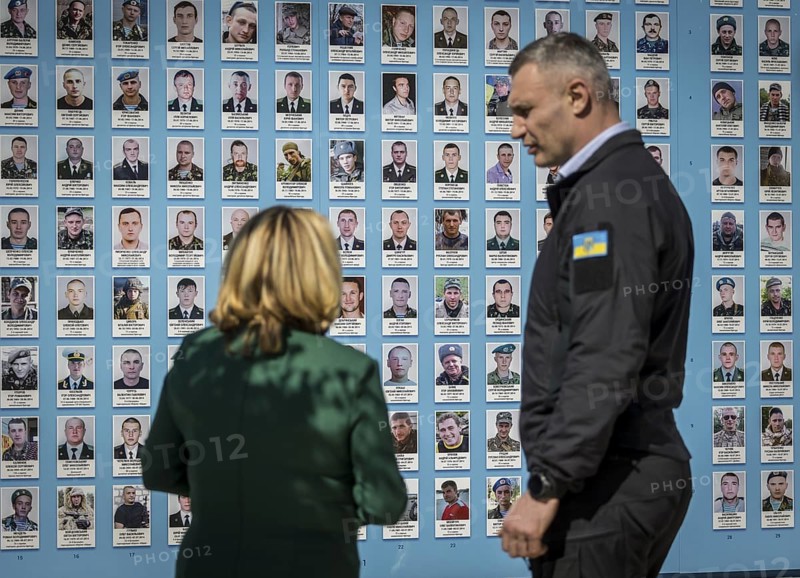 Svenja Schulze (SPD), Federal Minister for Economic Cooperation and Development, pictured during her trip to Ukraine. Here she lays a wreath with Mayor Vitaly Klitschko at the Wall of Remembrance of those who died for Ukraine on a wall of St Michael's Monastery. 'Photographed on behalf of the Federal Ministry for Economic Cooperation and Development'