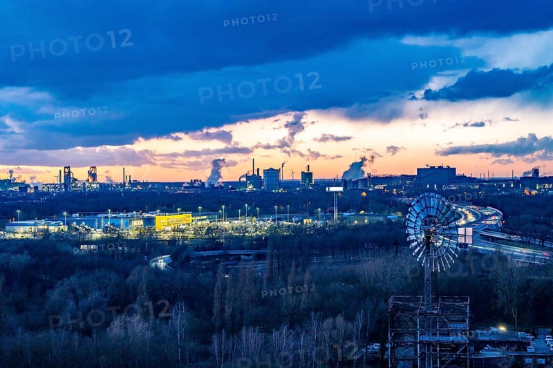 Skyline of the steel location Duisburg, Thyssenkrupp Steel Europe, in Duisburg-Bruckhausen, sunset, industrial scenery, North Rhine-Westphalia, Germany motorway A42, Emscher expressway, blast furnaces 8 and 9, industrial area, IKEA, furniture store
