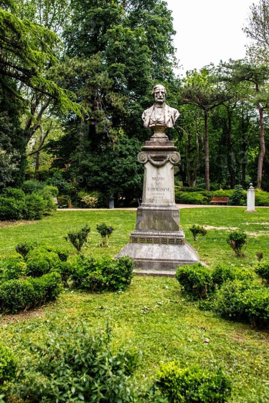 Monument to the botanist, Muzio de Tommasini, Giardino Pubblico, City Park, Trieste, harbour city on the Adriatic, Friuli, Italy, Trieste, Friuli, Italy, Europe