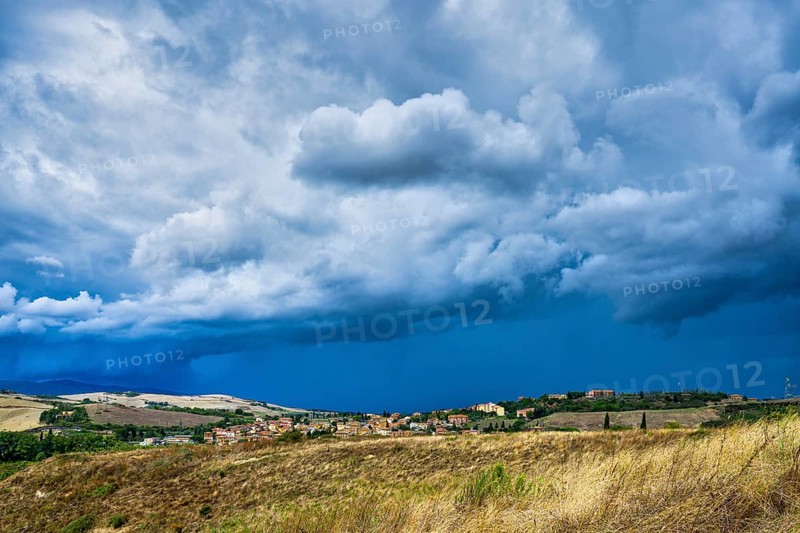 Landscape near Torrenieri, Tuscany, Italy, Europe