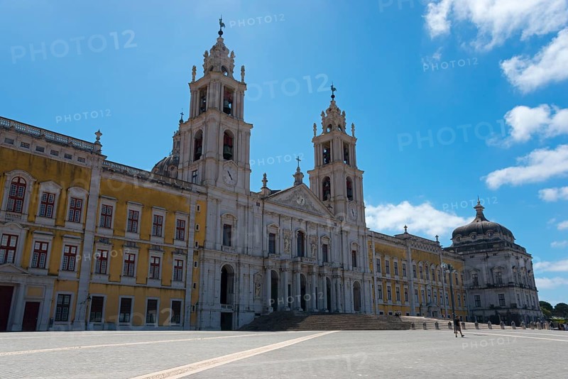 Monumental baroque architecture with two towers and detailed façade under a clear sky, National Palace, Palácio Nacional de Mafra, Lisbon, Lisboa, Portugal, Europe