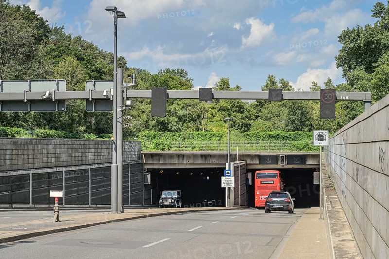 Car tunnel, Tiergarten tunnel, entrance from Potsdamer Platz, Kemperplatz, Tiergartenstraße, Tiergarten, Mitte, Berlin, Germany, Europe
