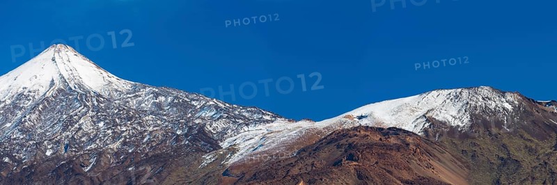 Pico del Teide, 3715m and Pico Viejo, 3135m, Teide National Park, Tenerife, Canary Islands, Spain, Europe
